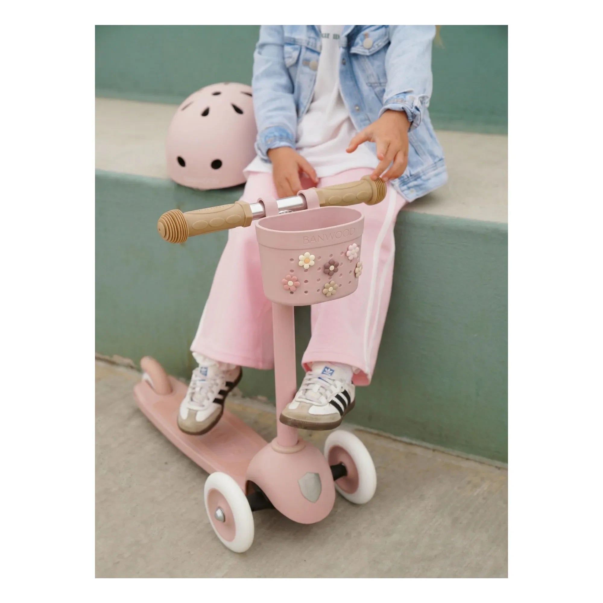 Banwood - Pin & Ride özelleştirilebilir bisiklet sepeti/çekçek | Pembe