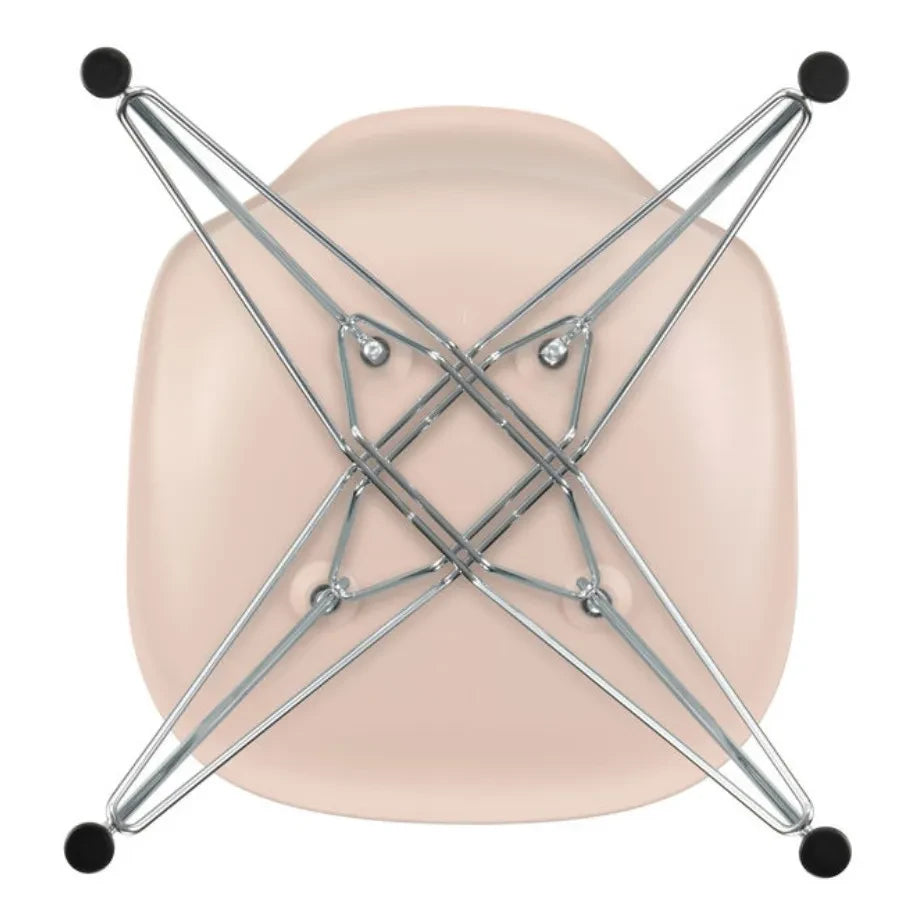 Vitra - DSR Silla de plástico - estructura cromada - Charles & Ray Eames | Rosa suave
