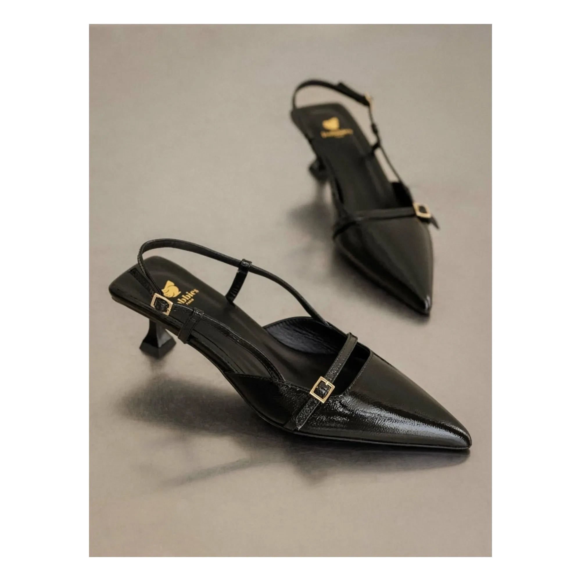 Bobbies - Zapatos de tacón de charol arrugado Reem | Negro