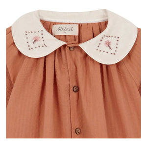 birinit - Blusa con cuello Claudine Dessert de algodón orgánico | Russet