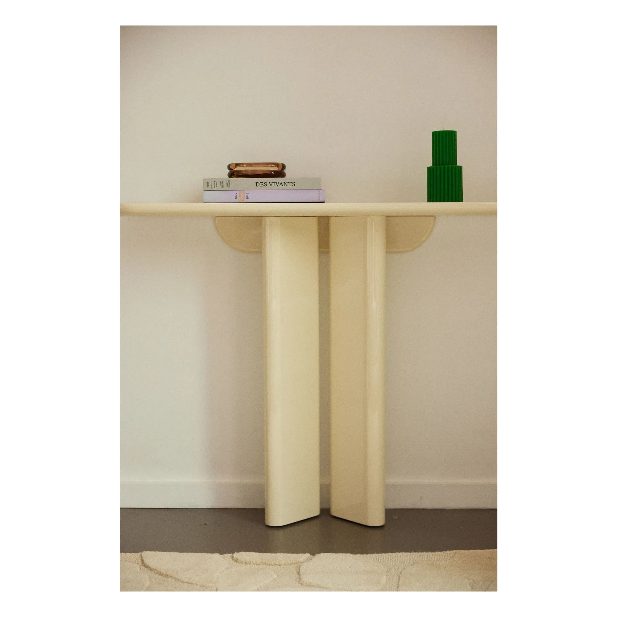 Gabrielle Paris - Consola de madera lacada Lake | Crema