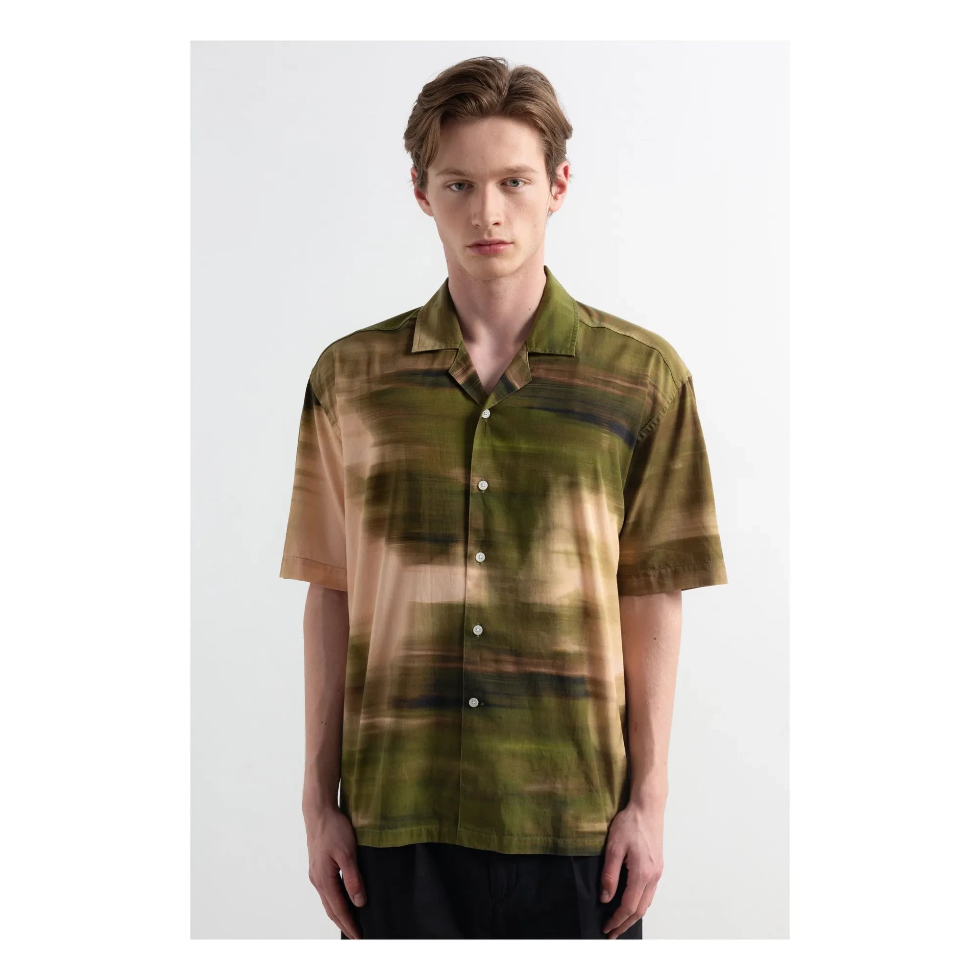 Edmmond Studios - Camisa de manga corta Wild Run | Verde Bosque