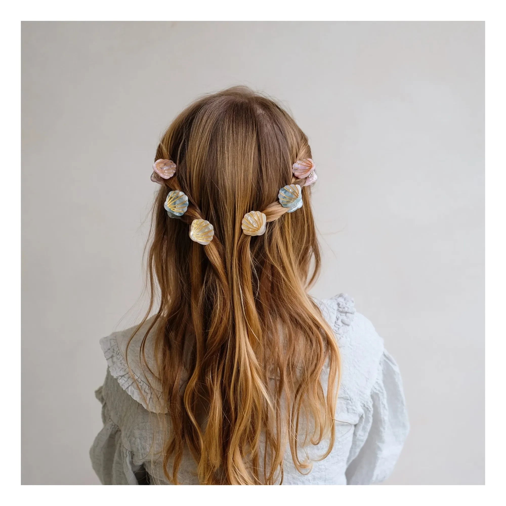 Mimi & Lula - Set de 6 pinzas mini conchas marinas | Crema