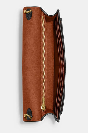 Bolso de piel Coach Tabby Chain Clutch