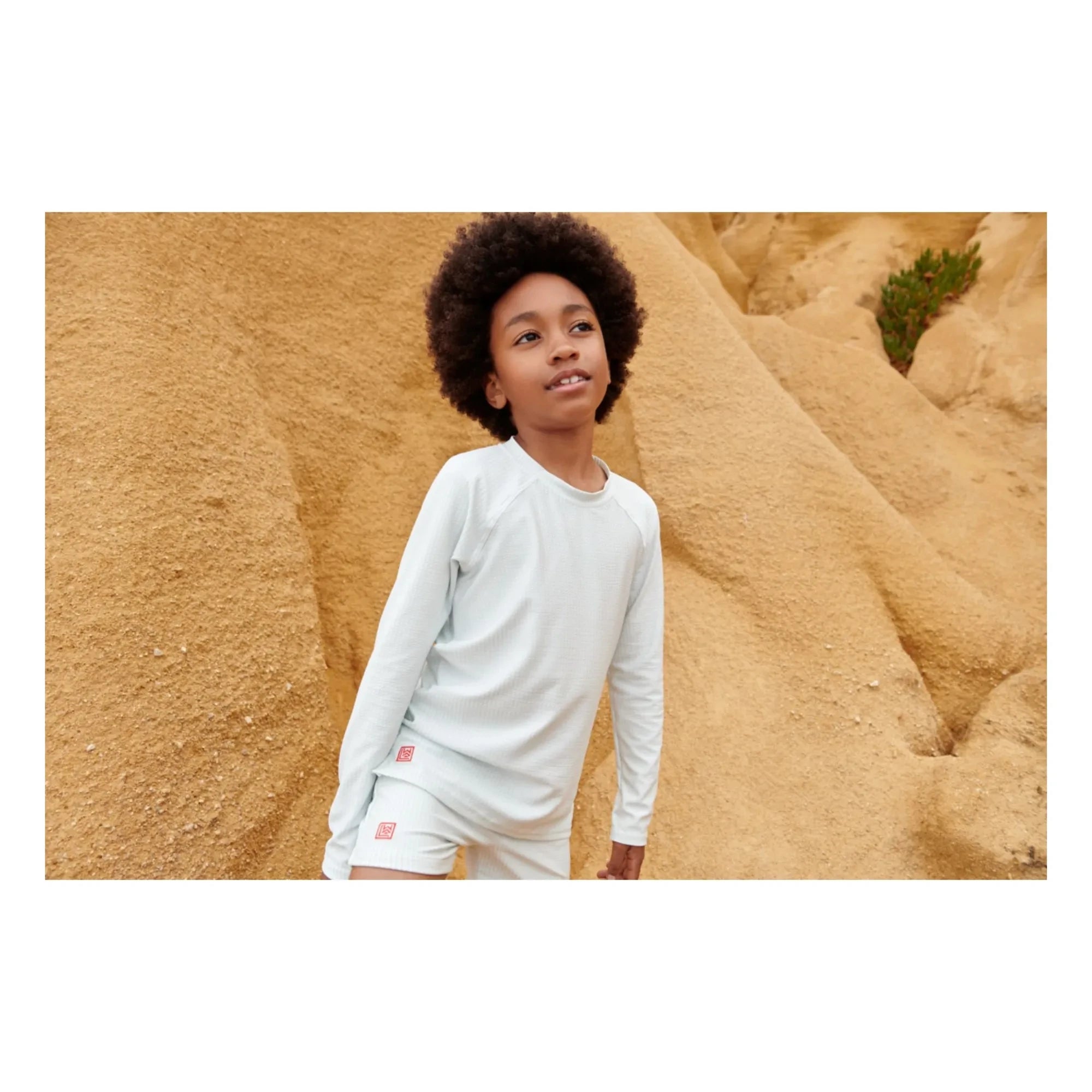 Liewood - Camiseta Noah Seersucker con protección UV | Azul claro