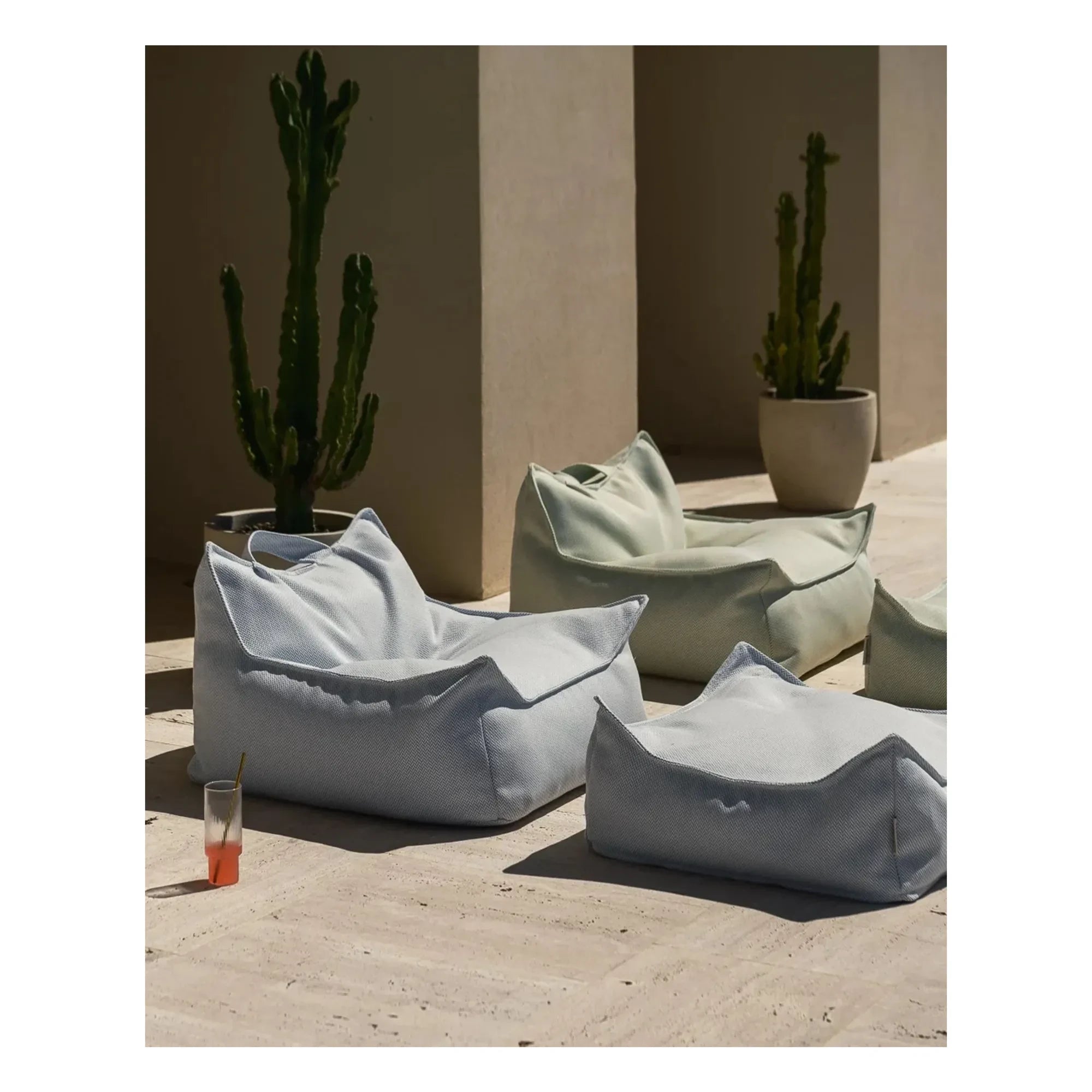 Wigiwama - Sillón de exterior azul claro