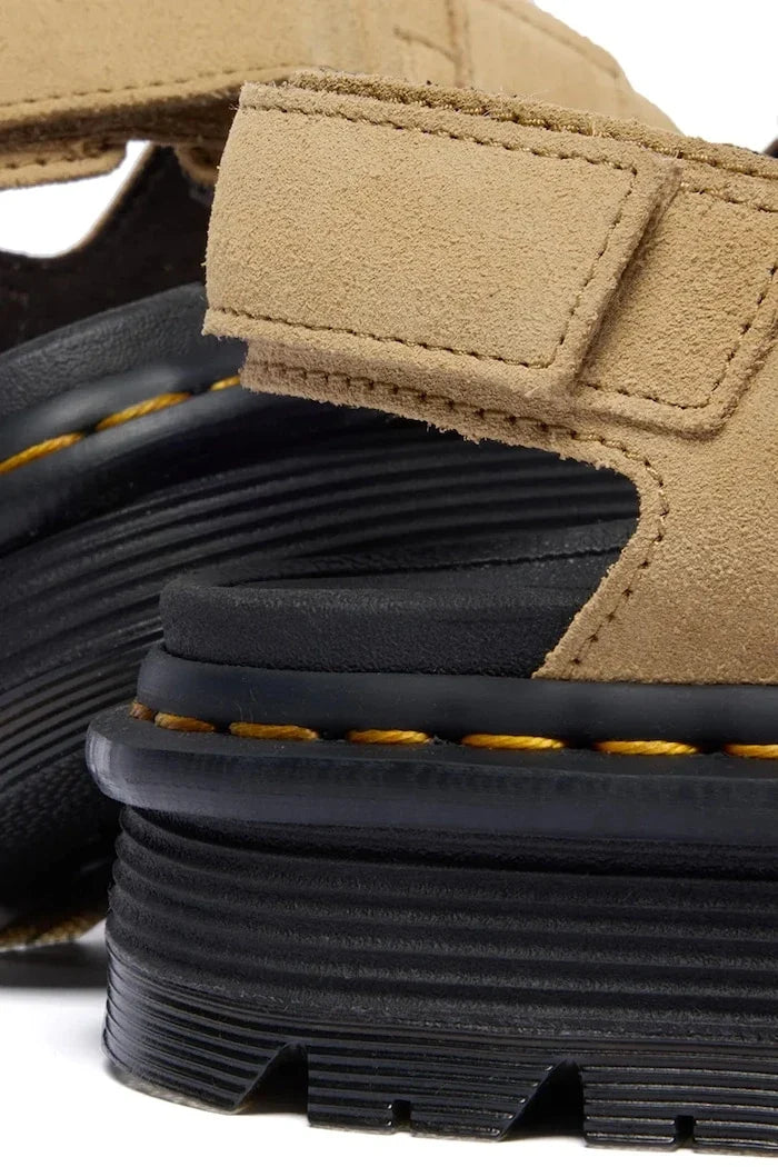 Dr. Martens Sandalias de Plataforma de Ante para Mujer ZebZag