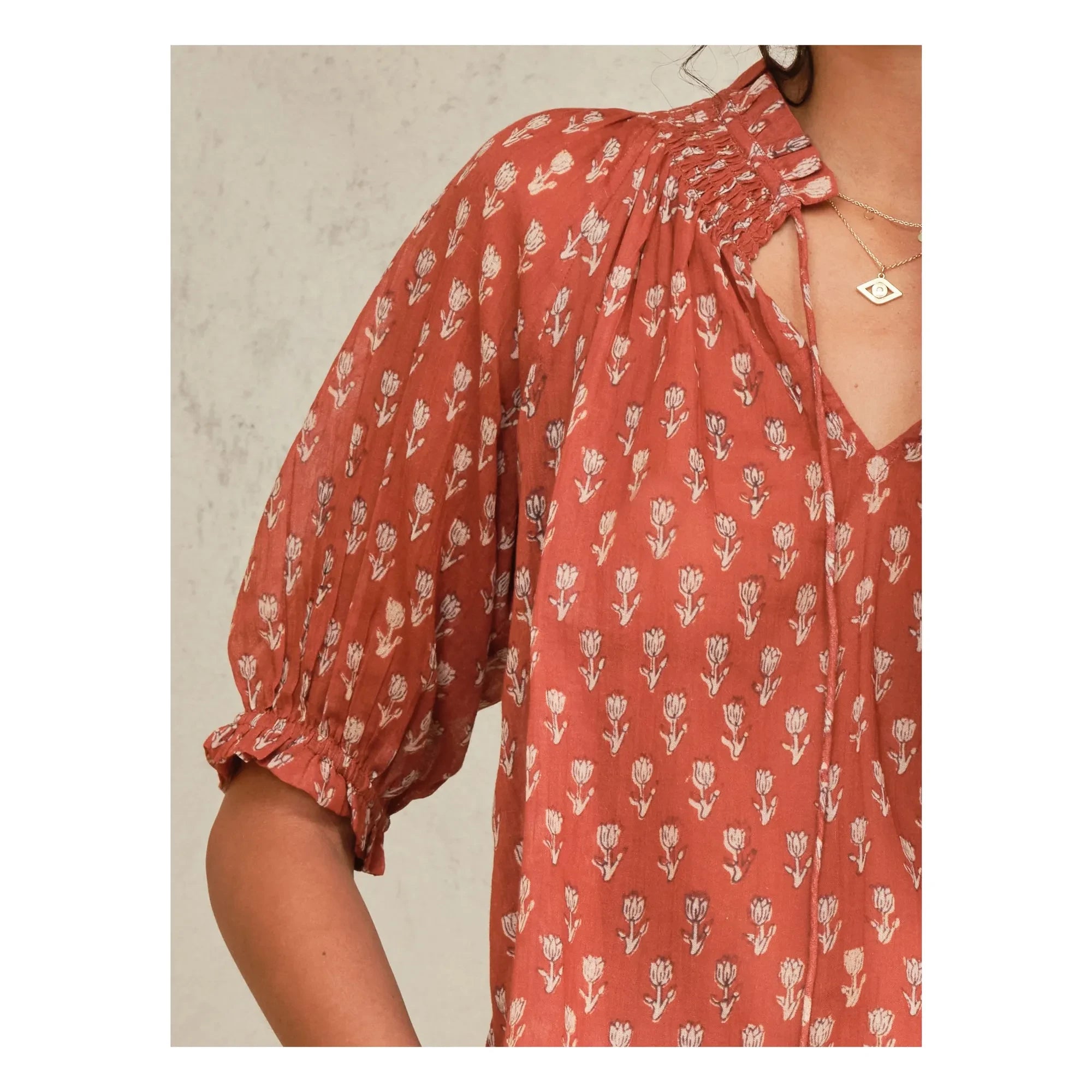 M.A.B.E. - Blusa Ari de algodón | Ladrillo