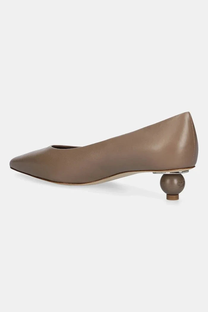 Zapatos de piel de tacón fino Wkabacini de Weekend Max Mara