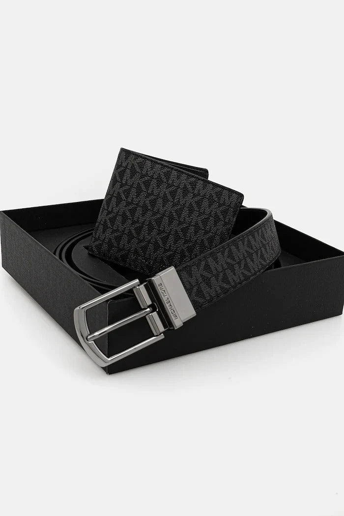 Cartera y cinturón de cuero Michael Kors