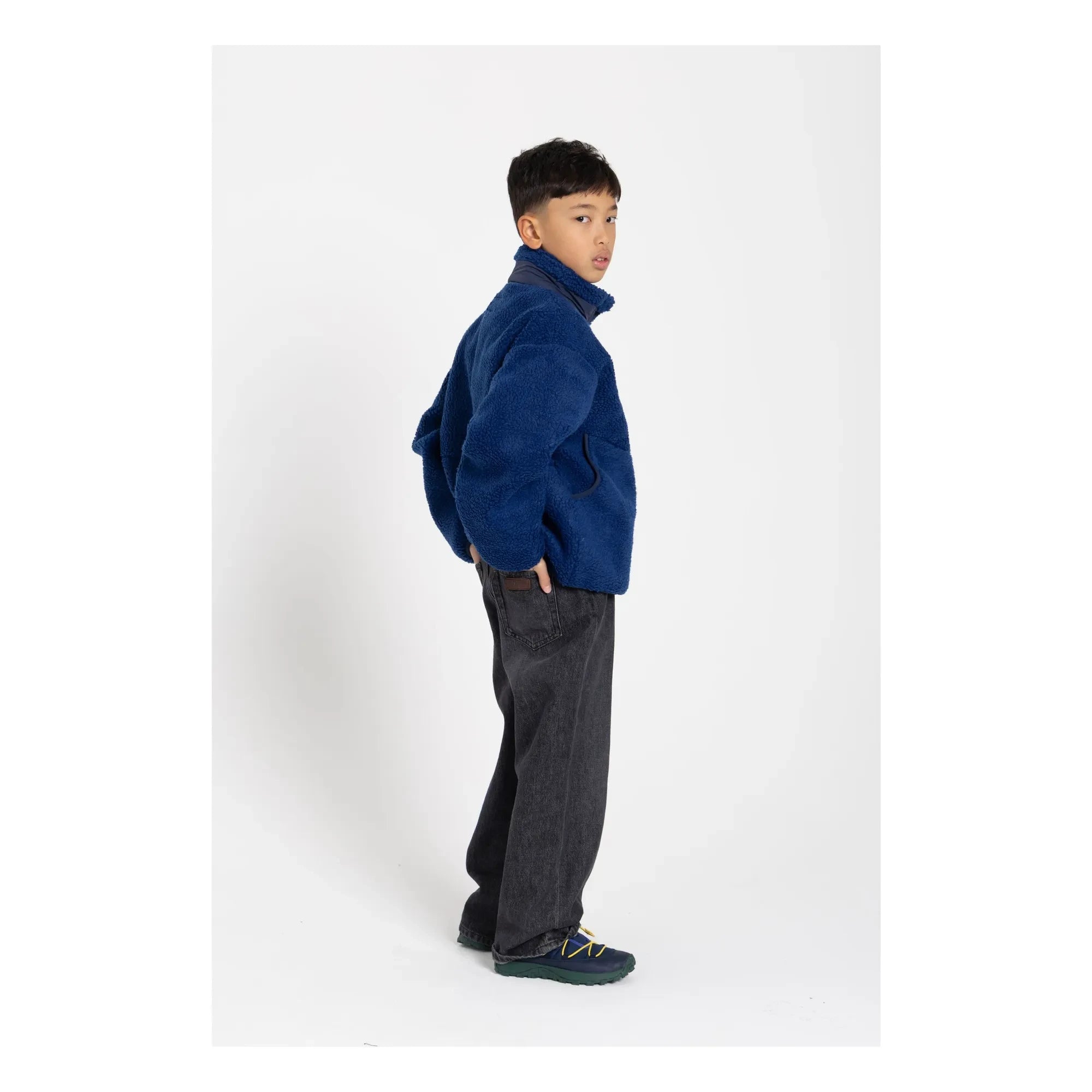 Finger in the nose - Jean Large Rodeo | Negro