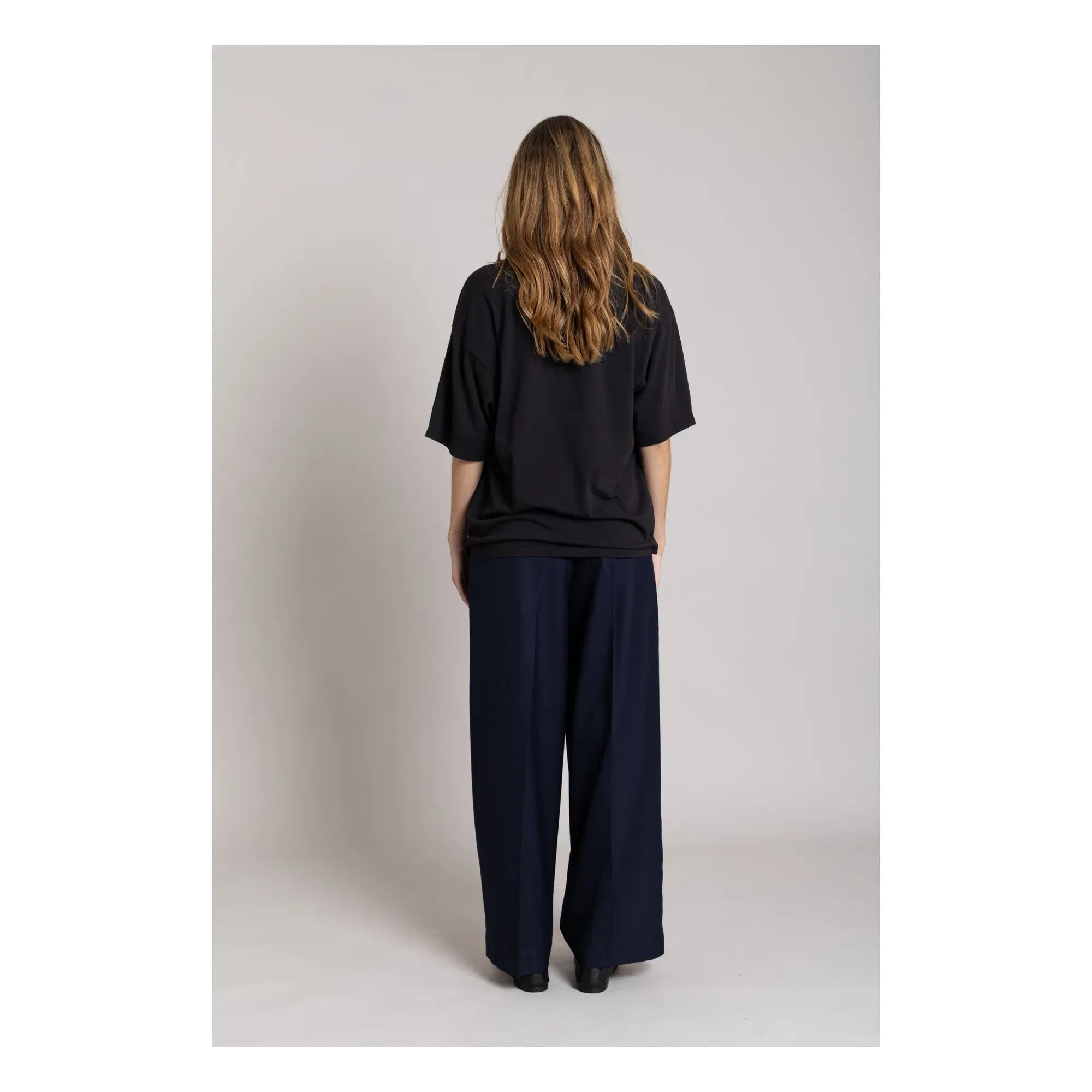 Smallable Mujer - Camiseta de nube de algodón orgánico | Negro