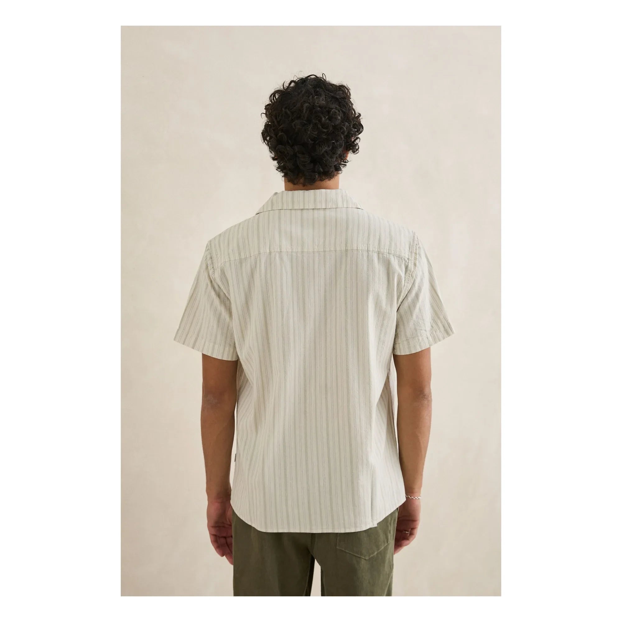 Rhythm - Camisa de manga corta a rayas para vacaciones | Crema