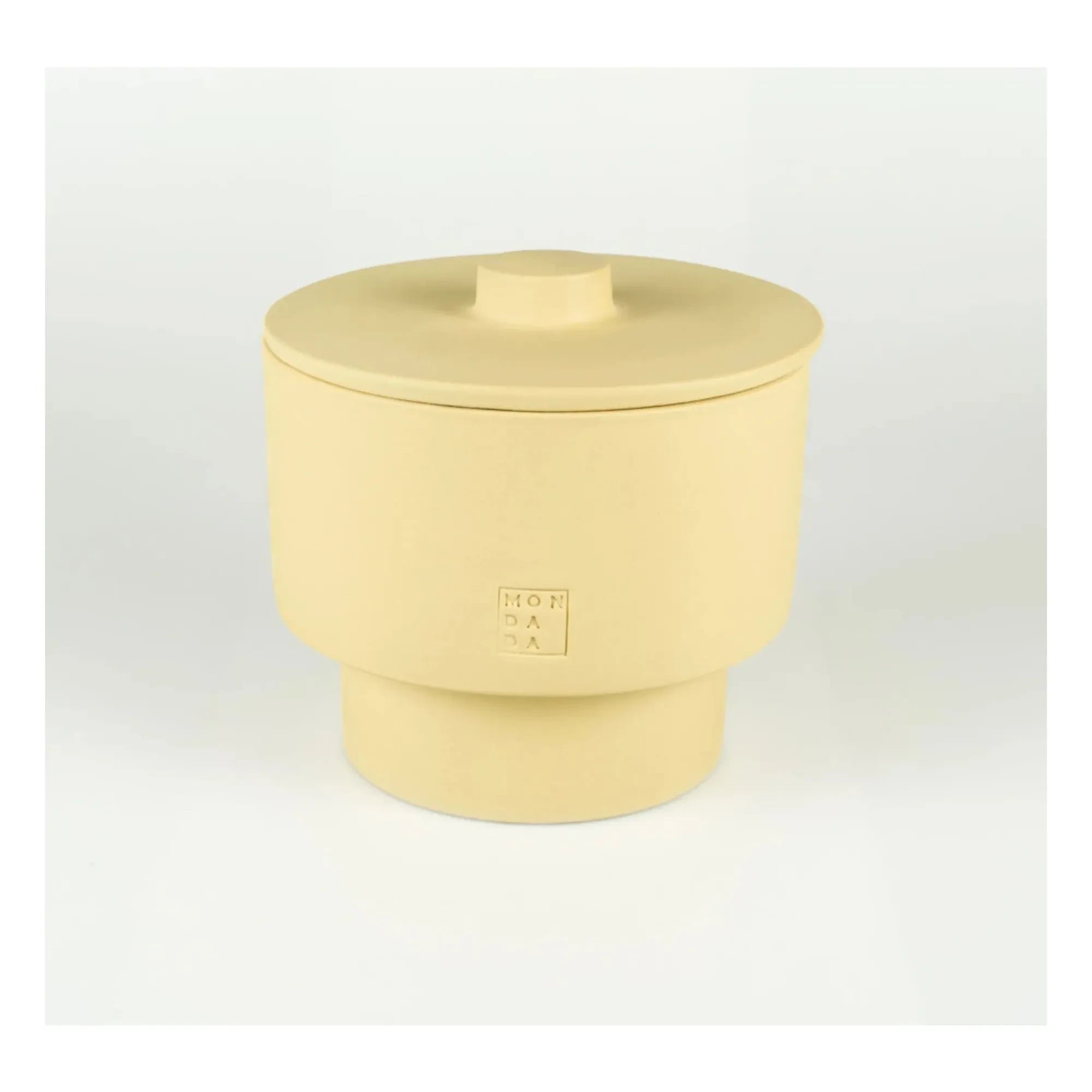 Mon Dada - Vela de exterior June Sahara Three, con tapa, fragancia neutra | Amarillo pálido
