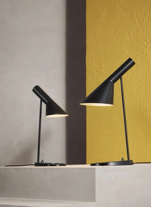 Louis Poulsen - Lámpara de Mesa AJ, Louis Poulsen | Negra