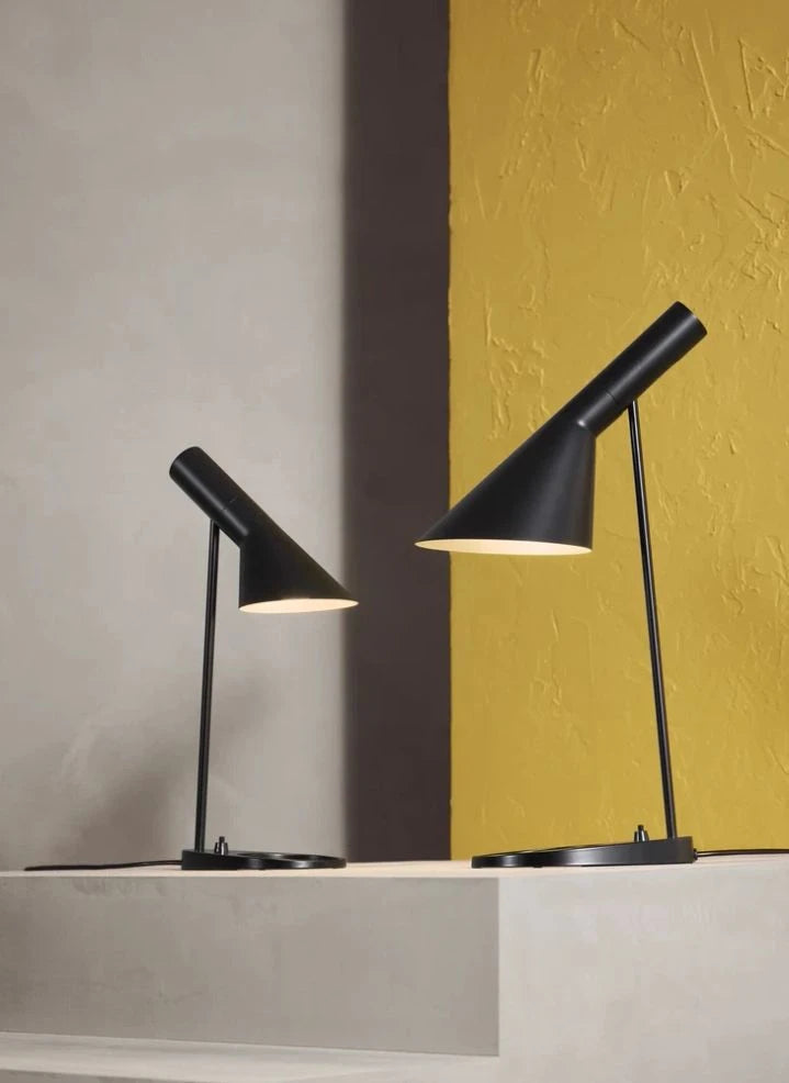 Louis Poulsen - Lámpara de Mesa AJ, Louis Poulsen | Negra