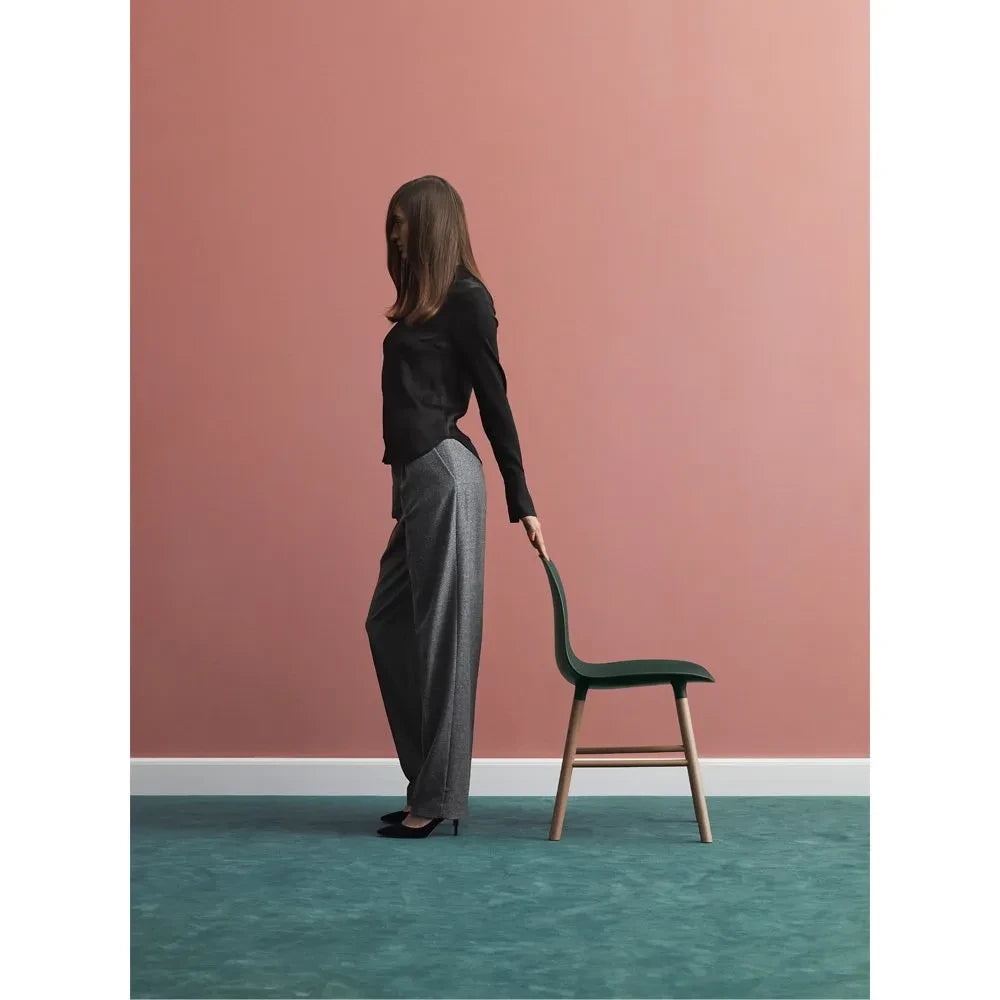 Normann Copenhagen - Silla Form en Roble | Verde