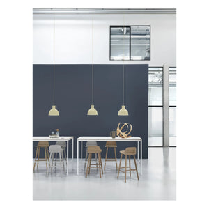 Muuto - Tabure alto Nerd 65 cm | Negro