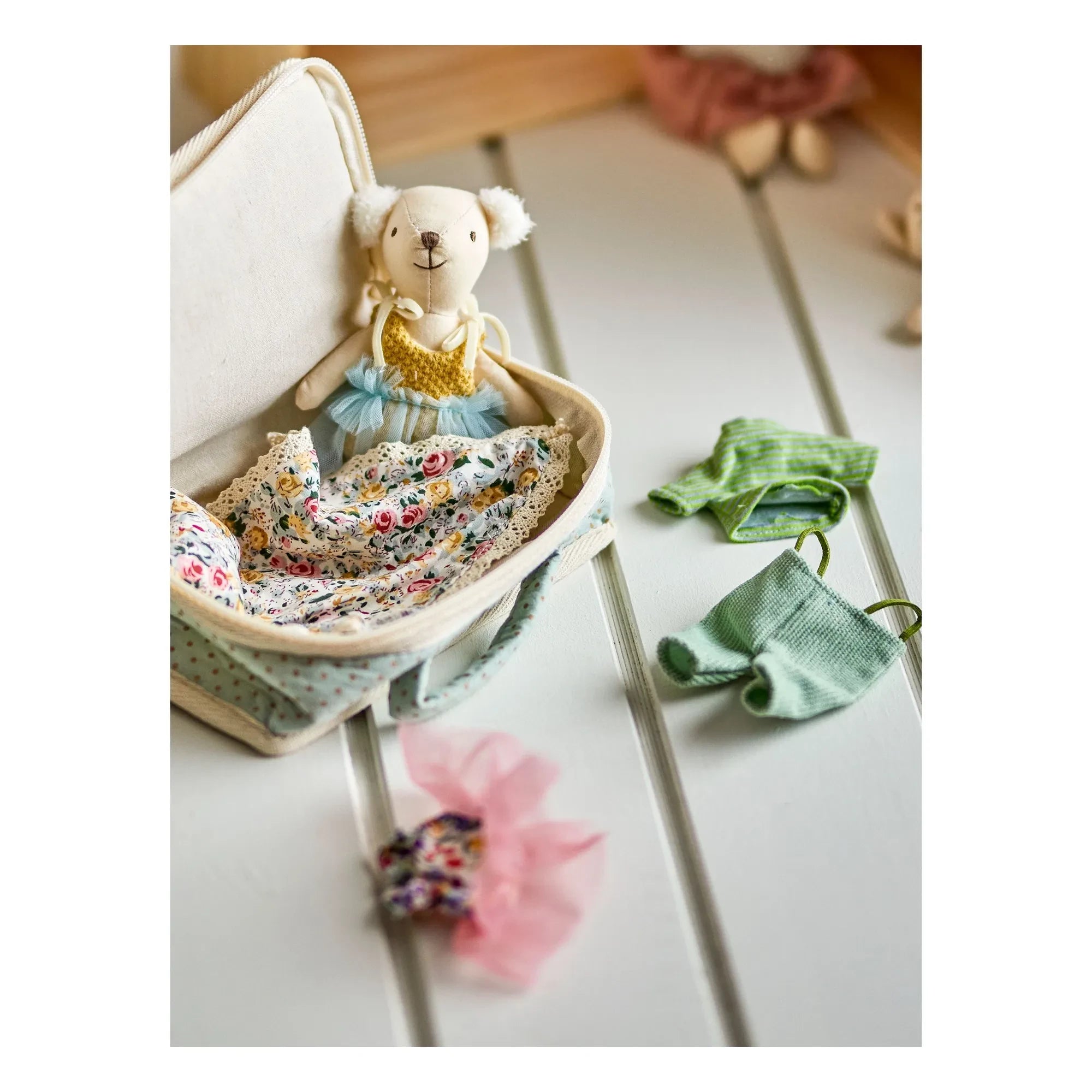 Bloomingville Mini - Muñeca Lara y accesorios