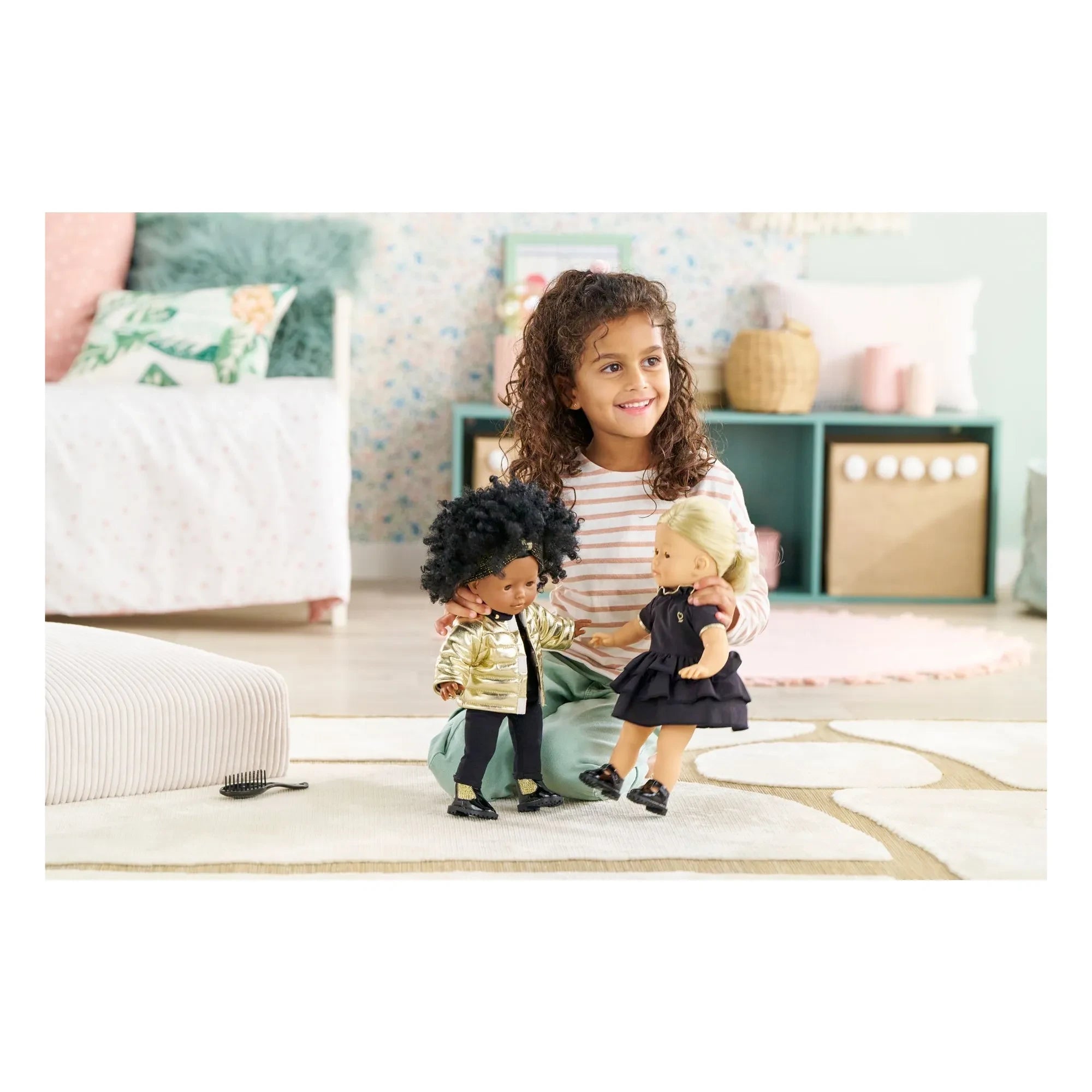 Corolle - Set de costura de chaqueta y accesorios para muñeca de 36 cm | Dorado