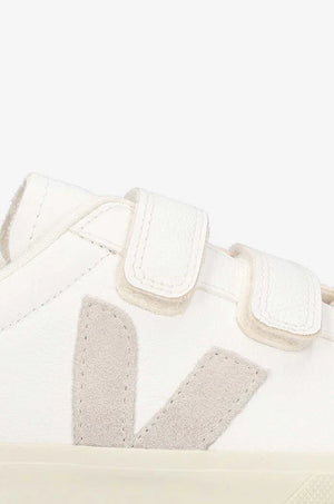 Zapatillas deportivas de cuero con logo de Veja Recife