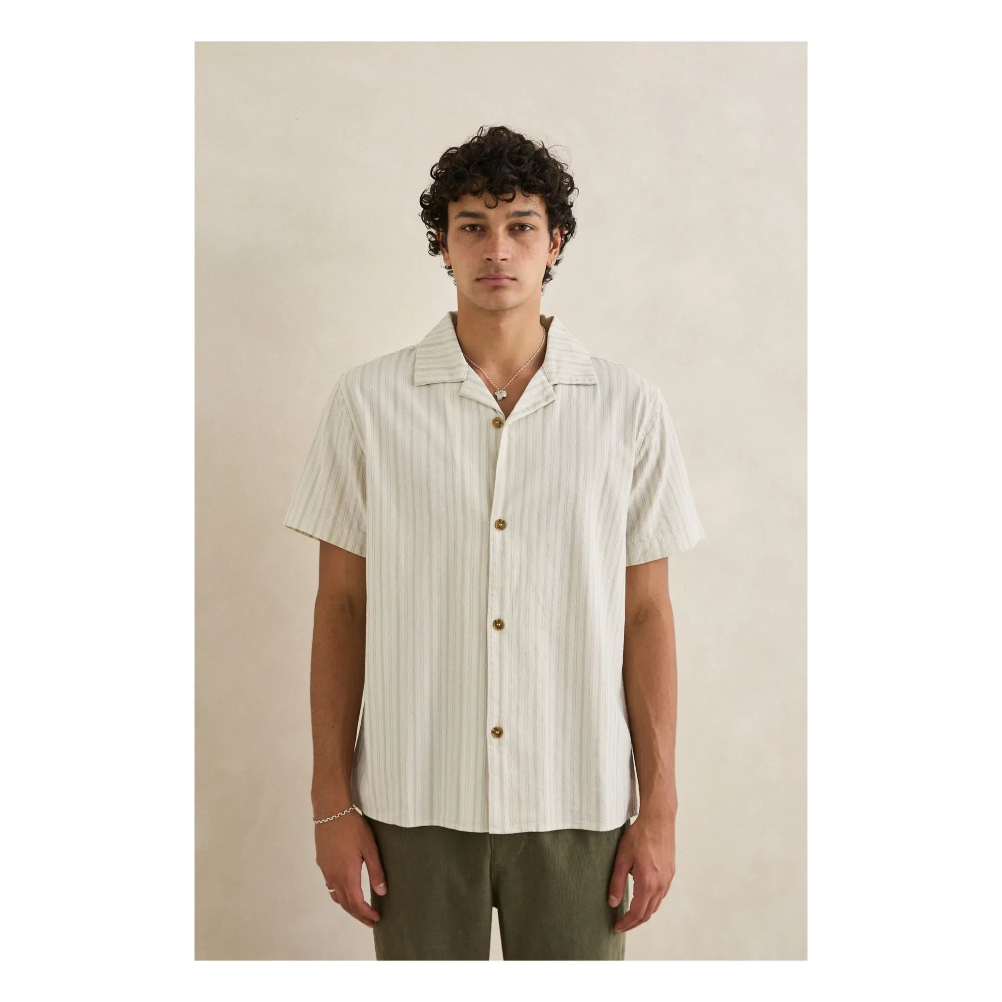 Rhythm - Camisa de manga corta a rayas para vacaciones | Crema