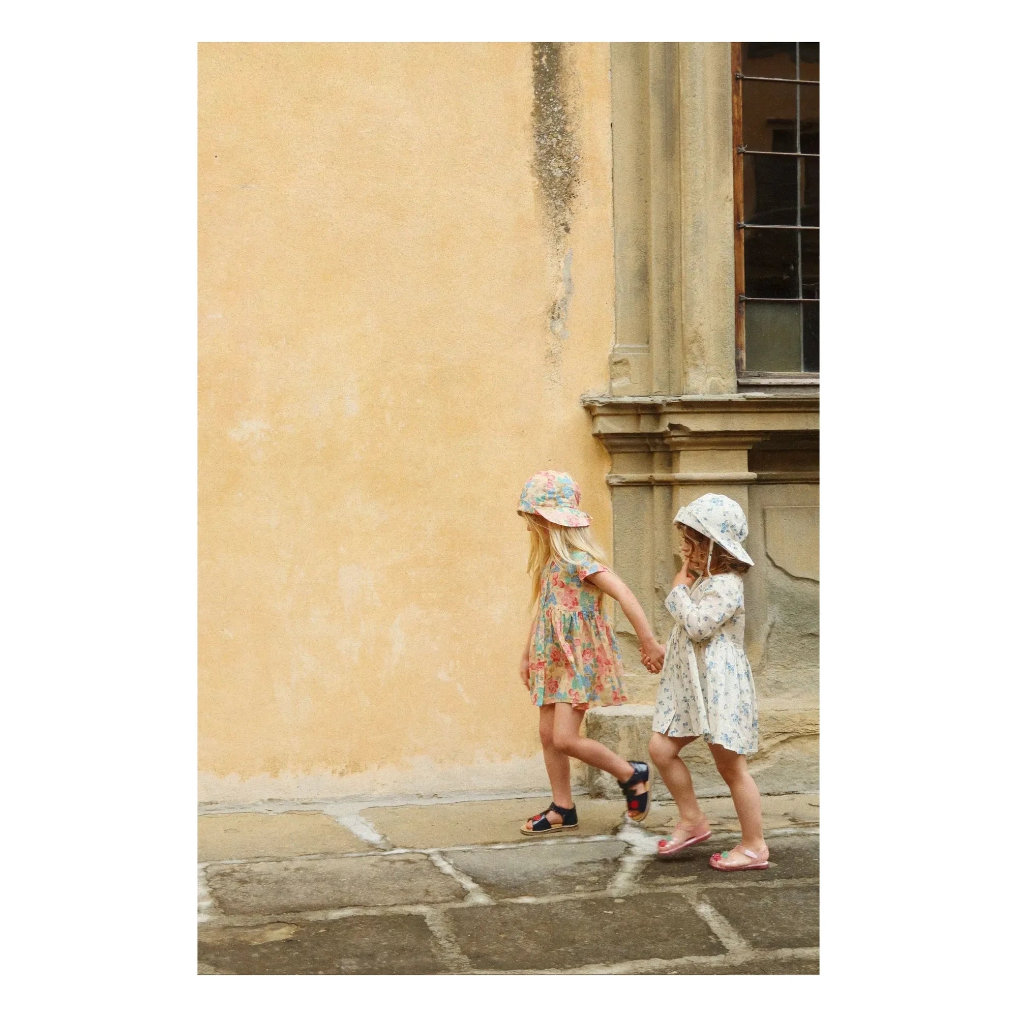 Konges Sløjd - Gorro de algodón orgánico Pacey con estampado floral | Beige