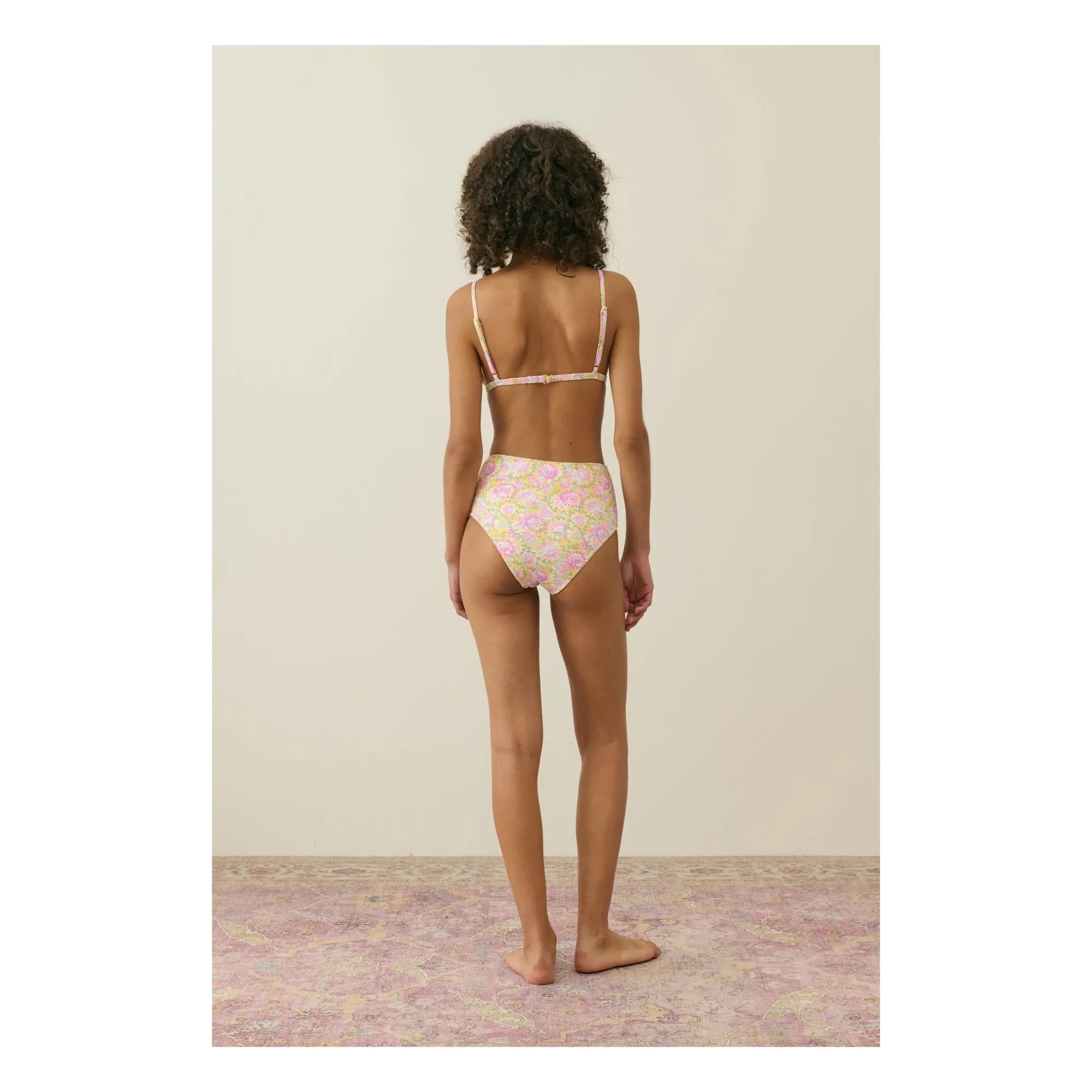 Louise Misha - Parte de arriba de bikini Vasalia de fibra reciclada - Colección Mujer | Amarillo