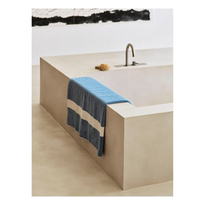 Hay - Çizgili Banyo Havlusu | Açık Mavi