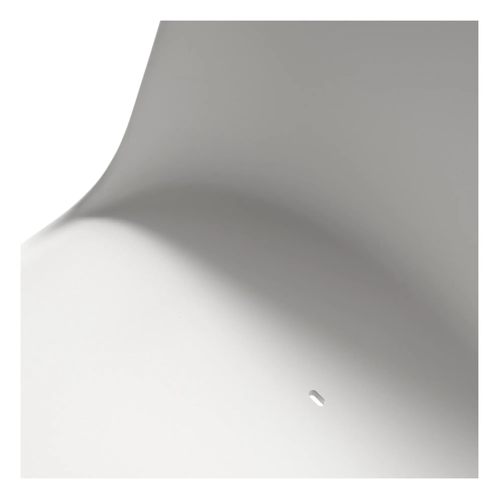 & Tradition - Silla de exterior Rely HW70 | Blanca