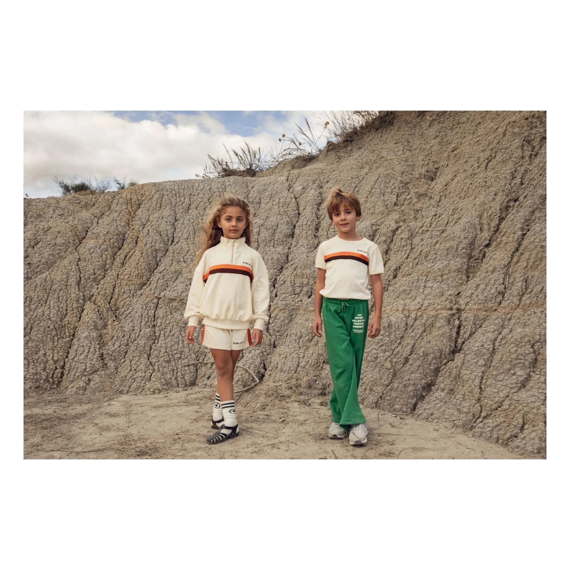 Mini Rodini - Pantalón de chándal Travel Agency de algodón orgánico | Verde