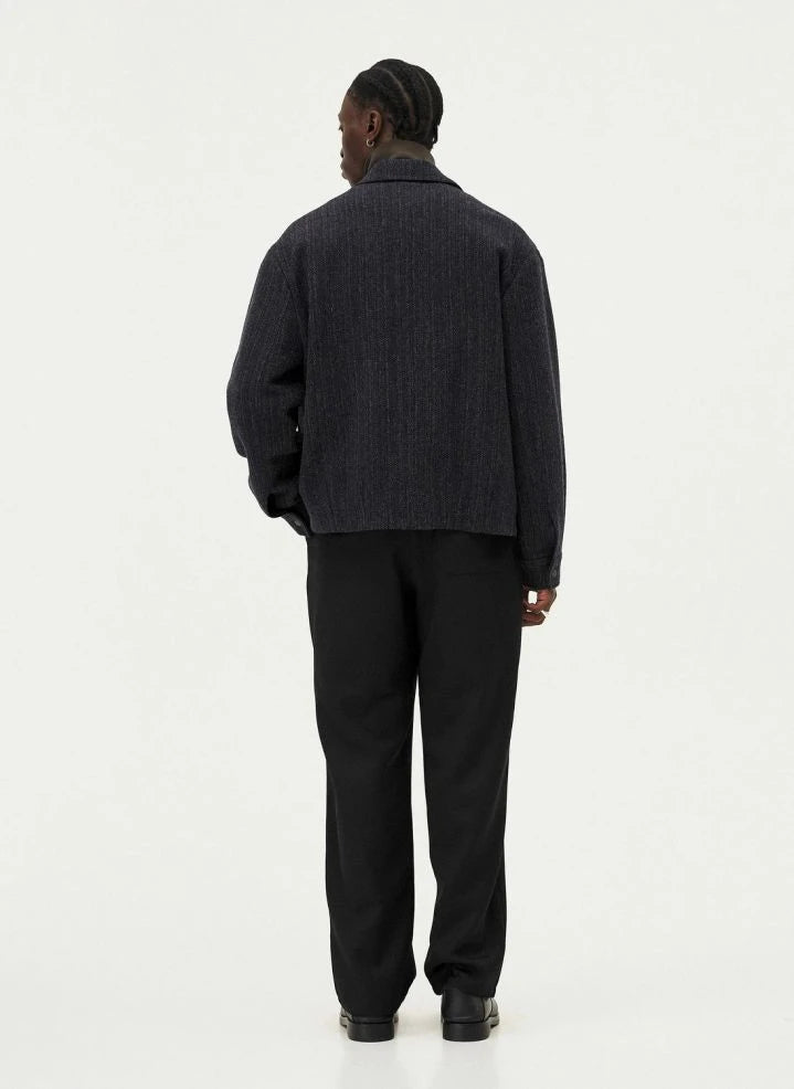 Noyoco - Chaqueta de lana reciclada con patrón de espiga Kinsale | Azul marino