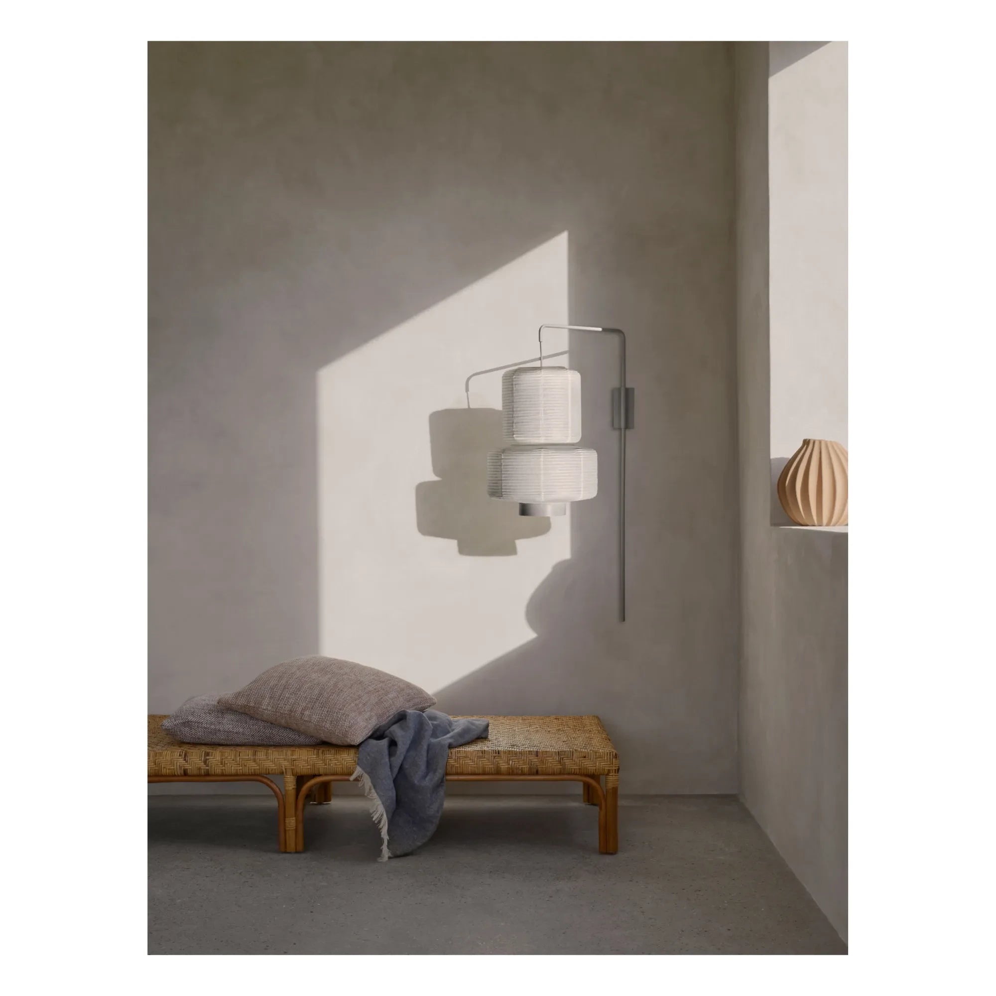 Broste Copenhagen - Lámpara colgante de papel William | Blanca
