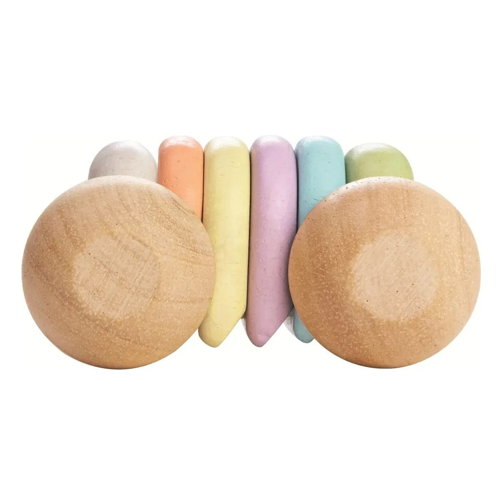 Plan Toys - Coche de bebé pastel