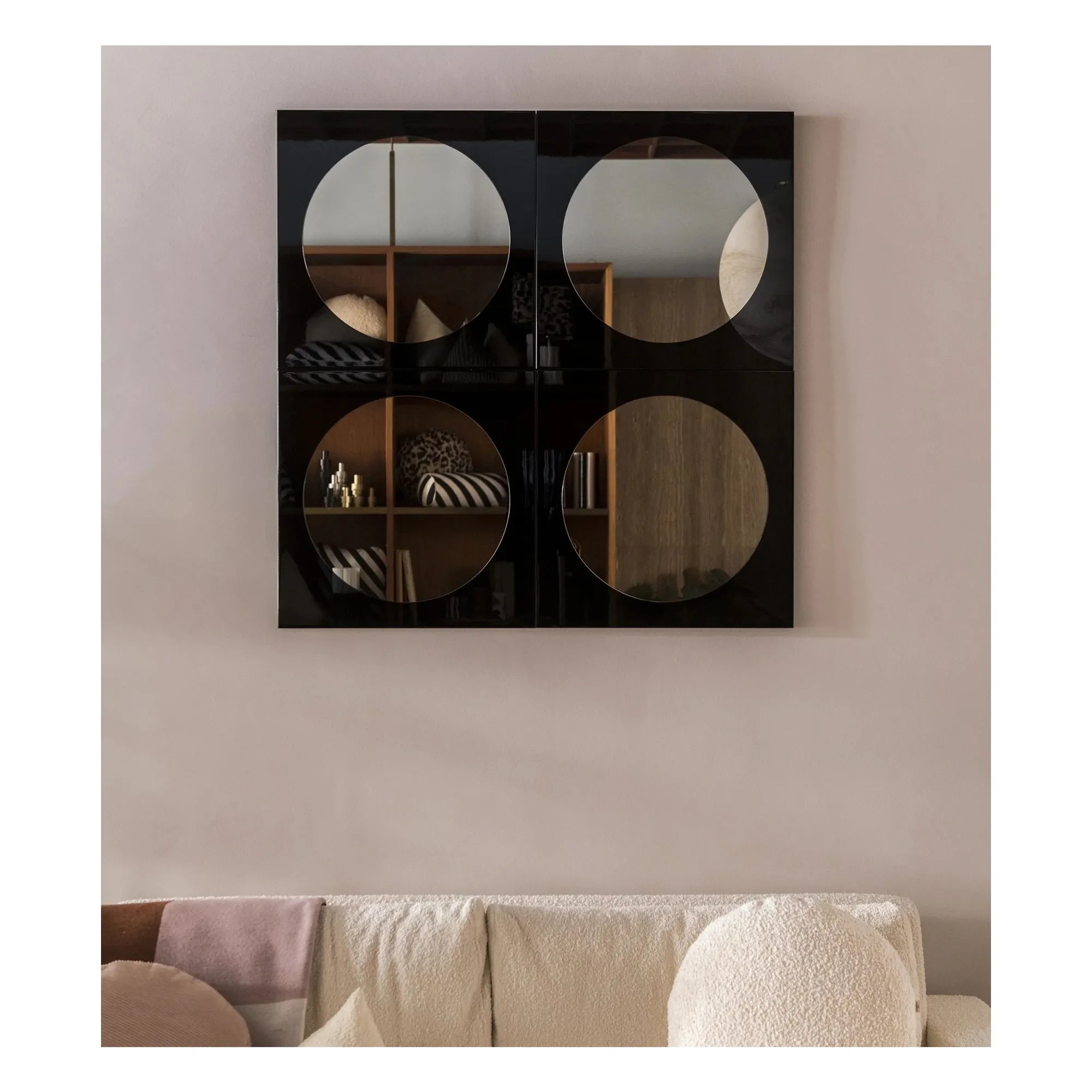 The Socialite Family - Espejo Letizia de madera lacada en negro y tono bronce | Negro