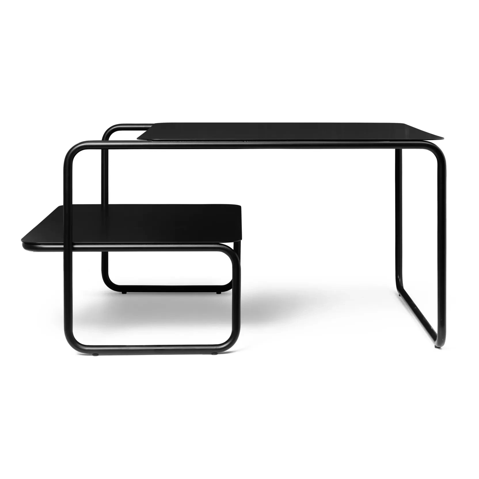 Ferm Living - Mesa auxiliar de exterior Level | Negro