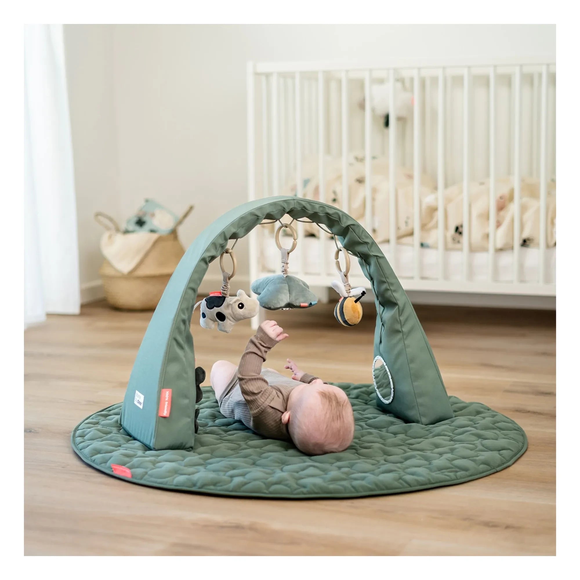 Done by deer - Arco de actividades Tiny Farm | Verde