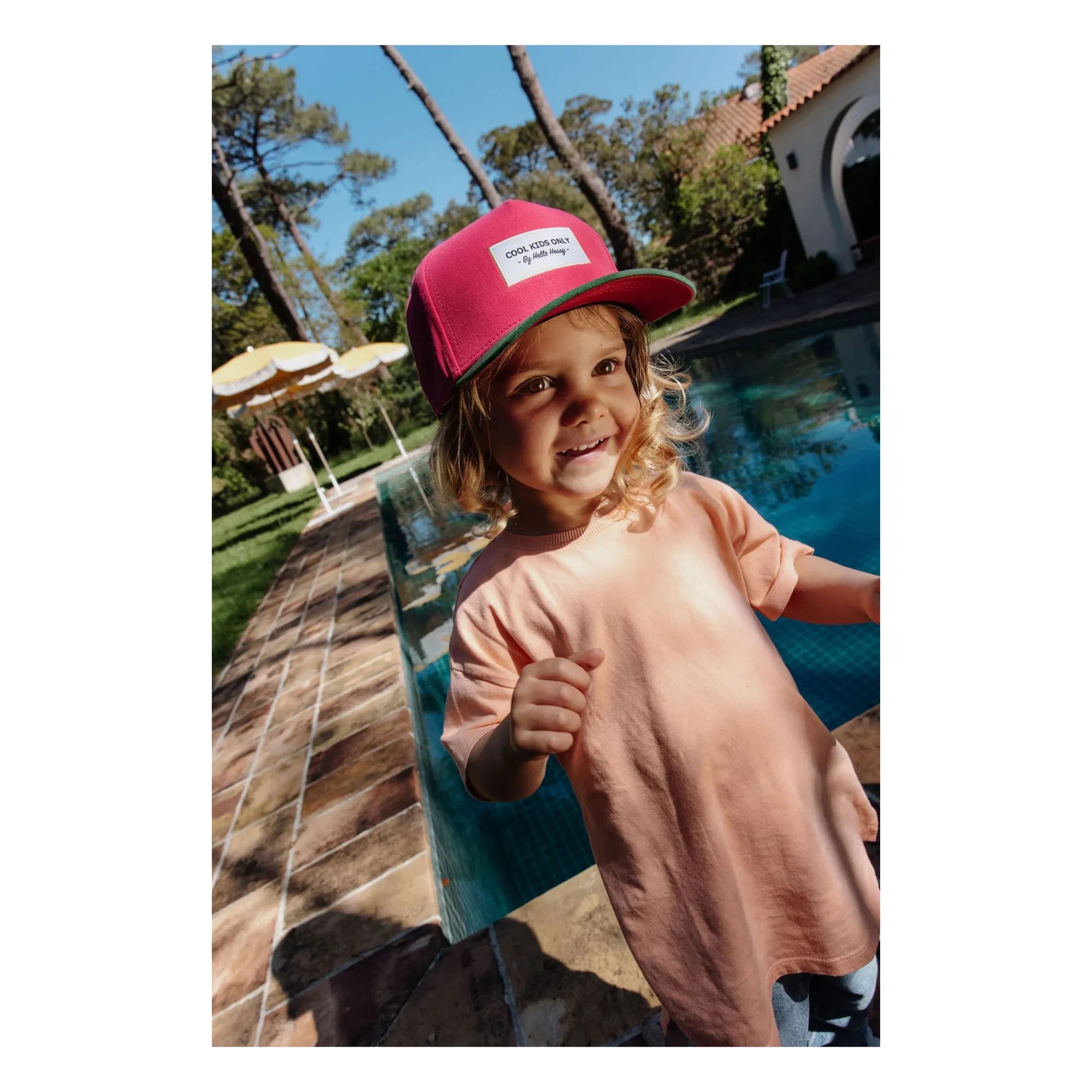 Hello Hossy - Gorra con visera curva pequeña de algodón orgánico | Fucsia