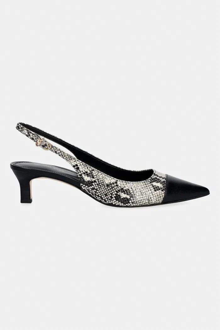 Zapatos de tacón Amara Toe Cap Sling Pump de cuero de MICHAEL Michael Kors