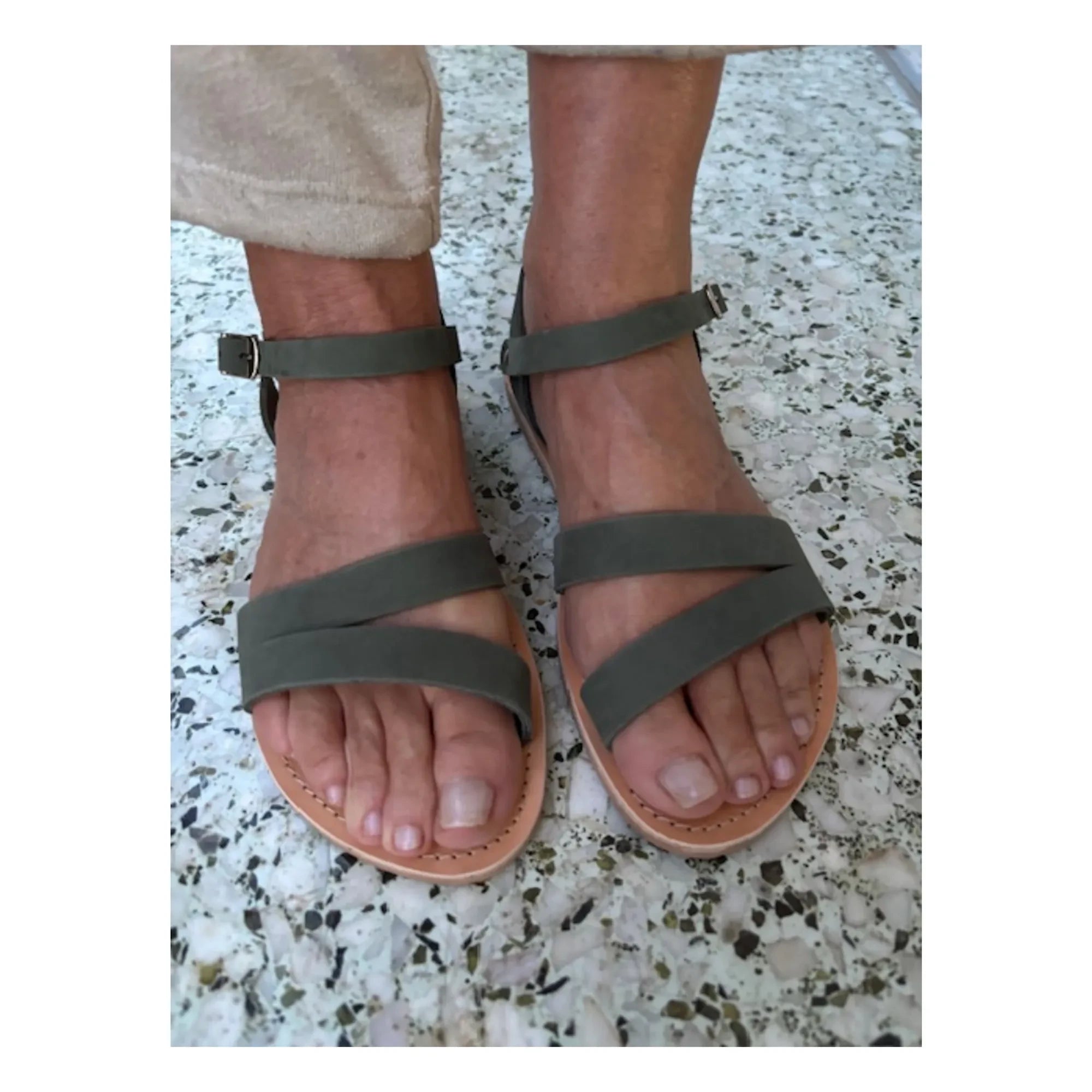 Théluto - Sandalias Iris Nubuk | Caqui