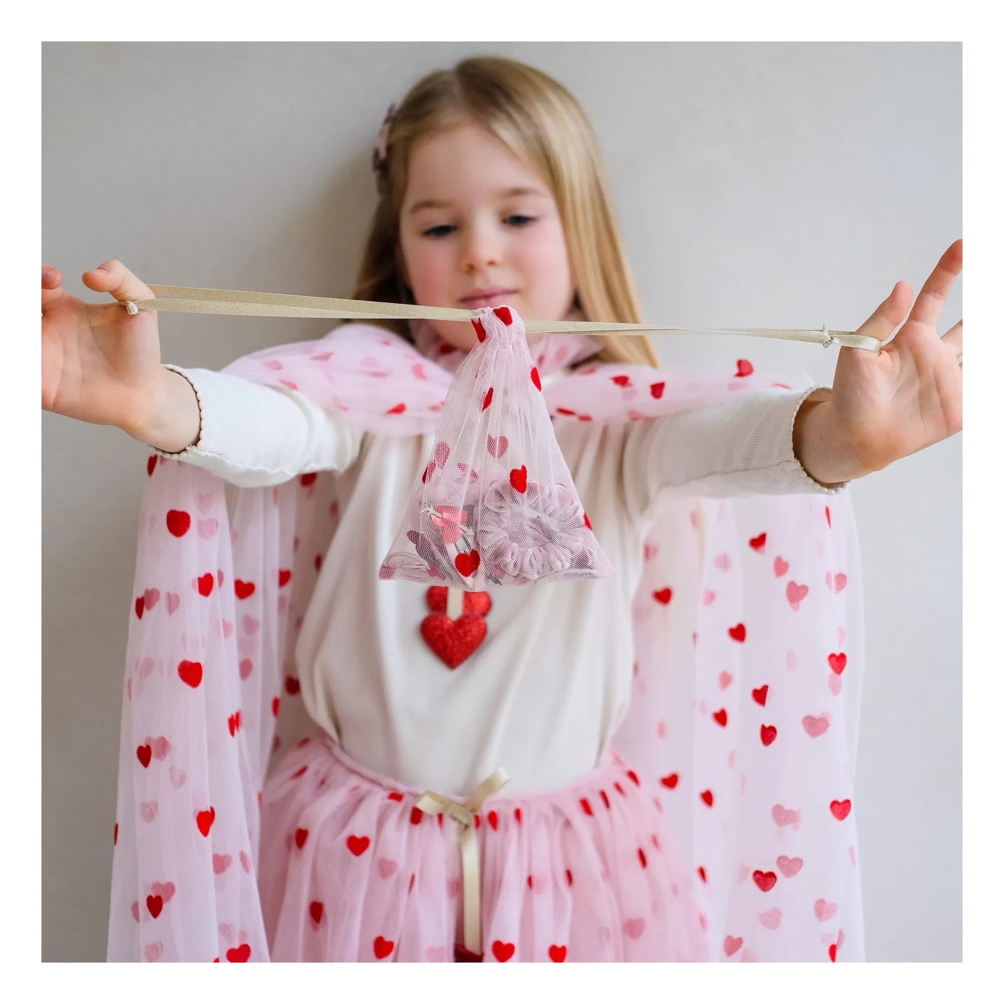 Mimi & Lula - Bolso de tela rosa con corazones sorpresa