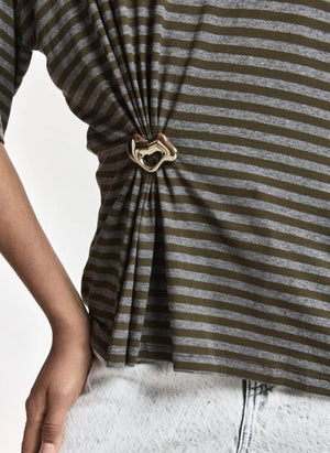 Essentiel Antwerp - Kriss Broche Tişört | Haki
