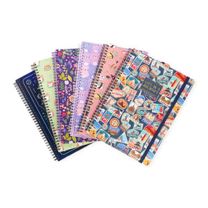 Legami - Cuaderno A4 rayado con tapa dura ilustrada - Pegatinas de viaje - Encuadernación en espiral