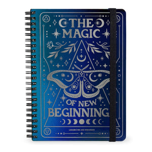 Legami - Cuaderno A4 Rayado con Tapa Dura Ilustrada - Polilla - Jotter - Espiral