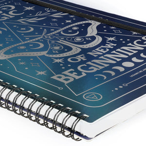 Legami - Cuaderno A4 Rayado con Tapa Dura Ilustrada - Polilla - Jotter - Espiral