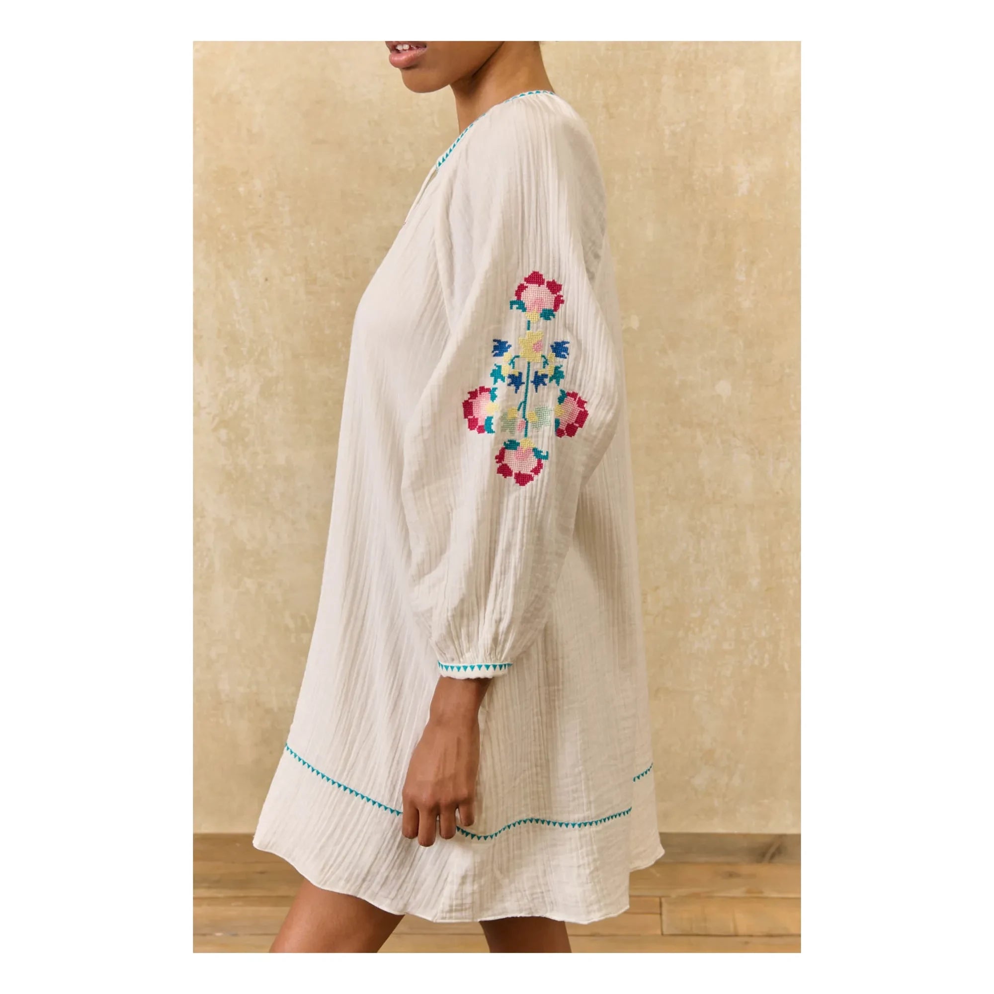 Louise Misha - Vestido de algodón orgánico Janicianne | Blanco
