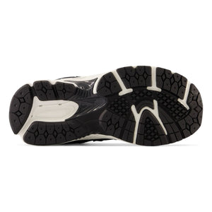 New Balance - Zapatillas con Cordones 2002 | Negro mate