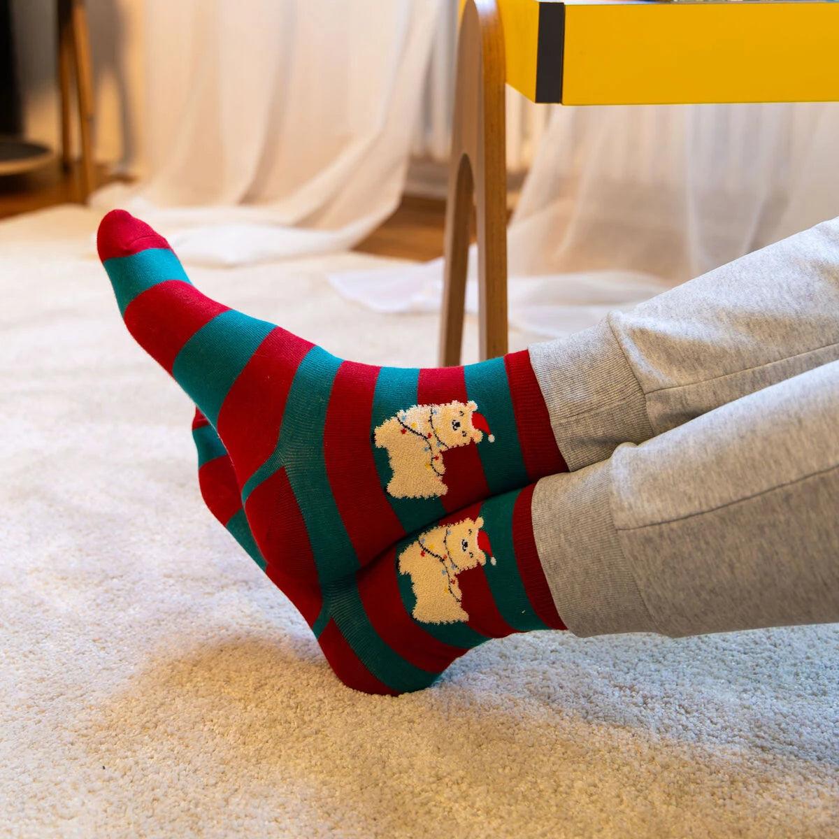 Legami - Calcetines de Navidad Llama Talla 41-47 - ¡Un Ajuste Perfecto!
