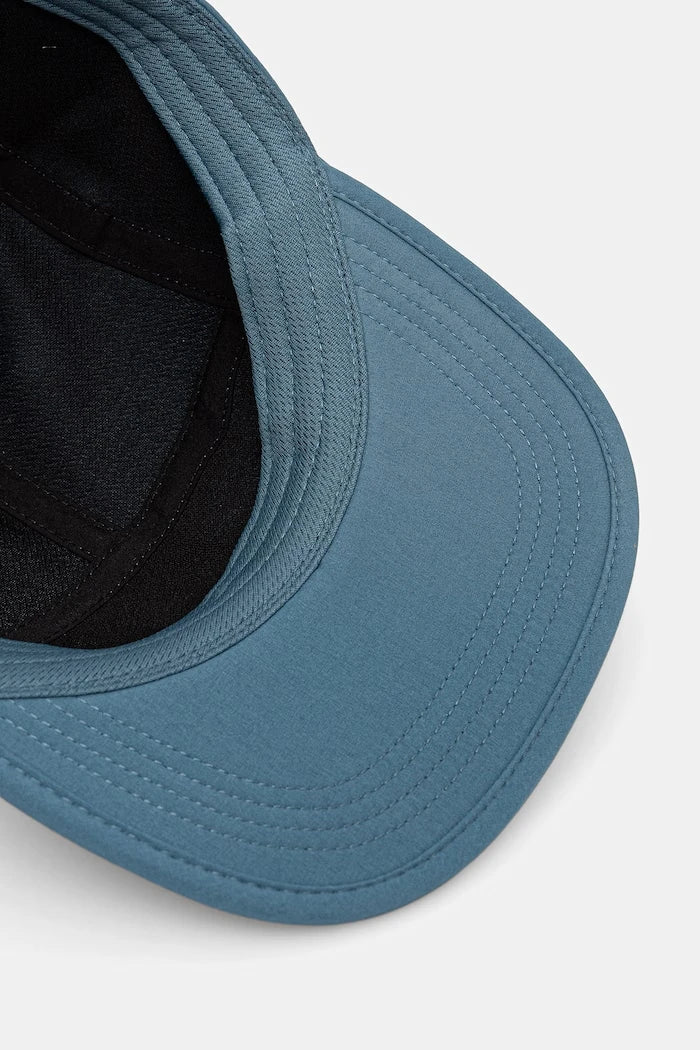 Gorra con visera New Balance