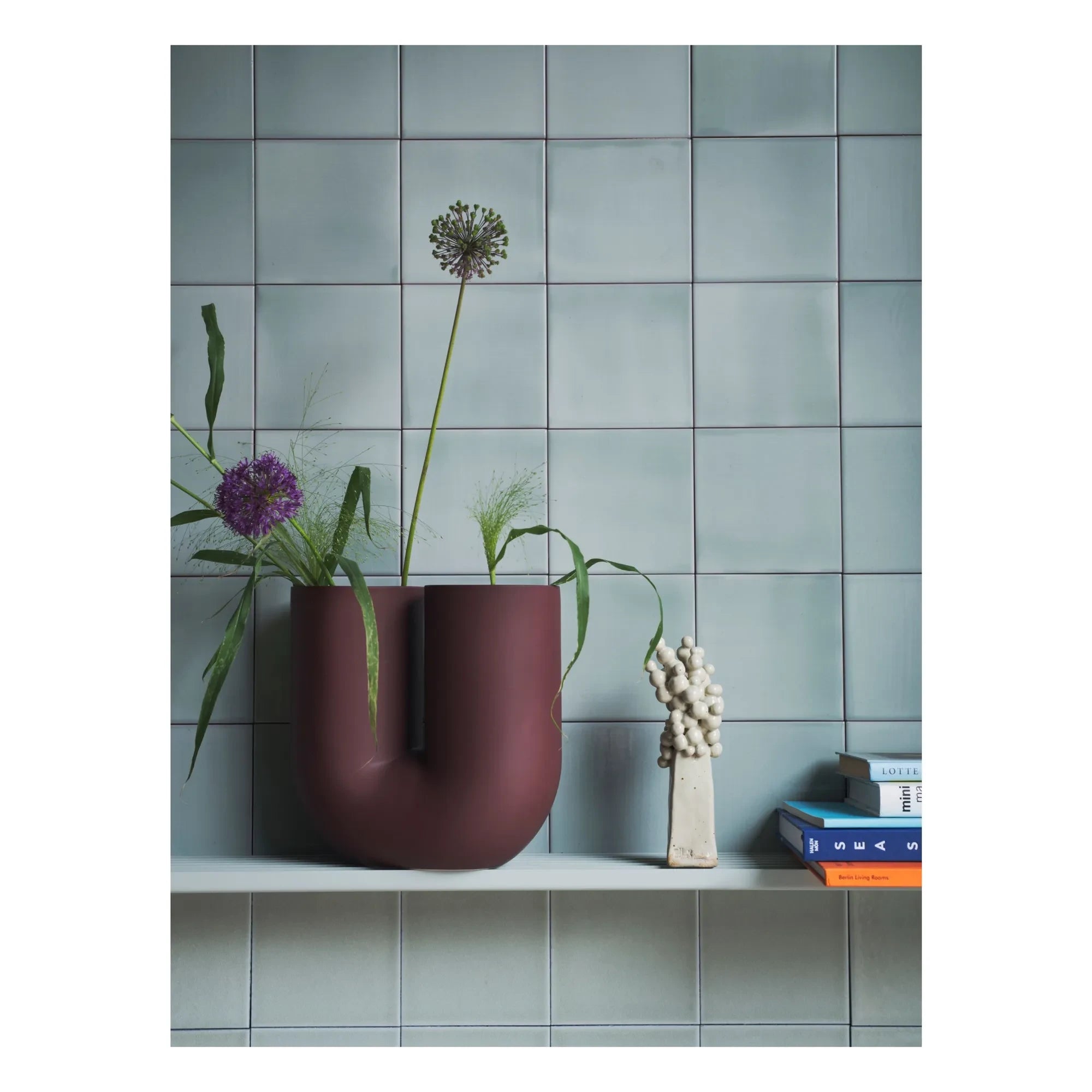 Muuto - Jarrón Kink | Burdeos